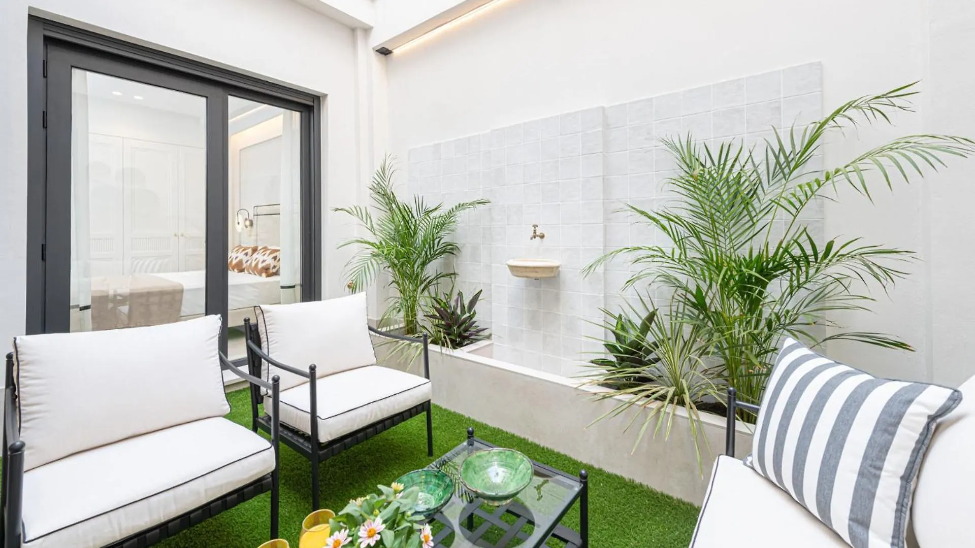 Ajr Suite Loft In Malaga By Solaga Holiday Homes Apartment